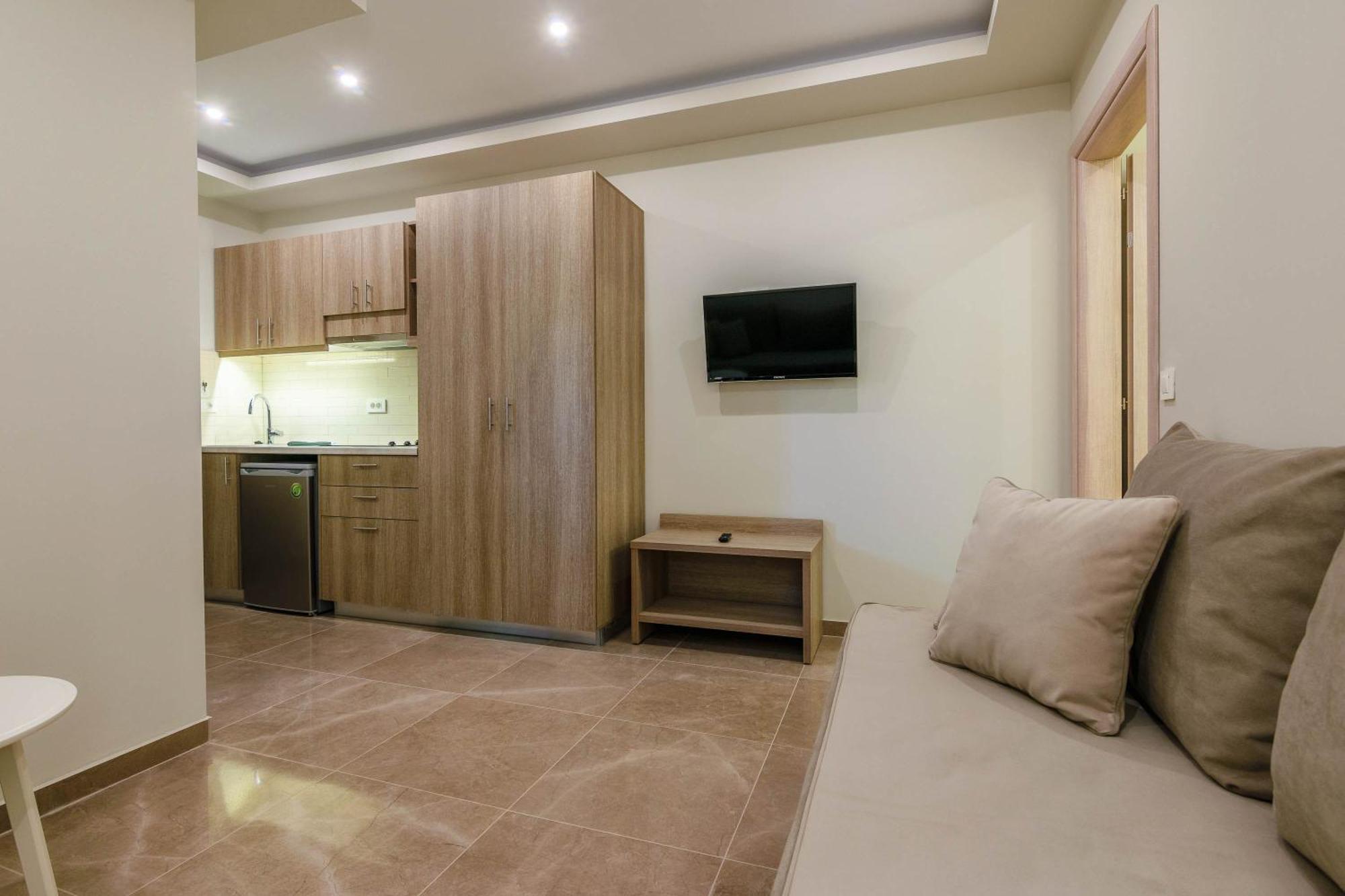 Remezzo Studios & Apartments Амуді Екстер'єр фото