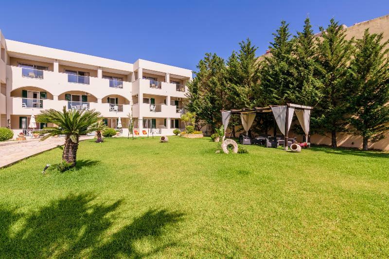 Remezzo Studios & Apartments Амуді Екстер'єр фото
