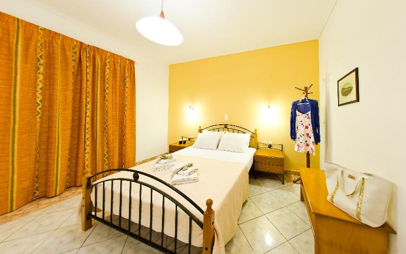 Remezzo Studios & Apartments Амуді Екстер'єр фото